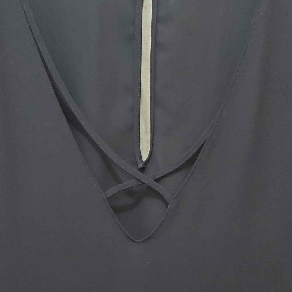 LUSH Women's V-neck with Criss-cross Tie Tunic - Picture 5 of 7